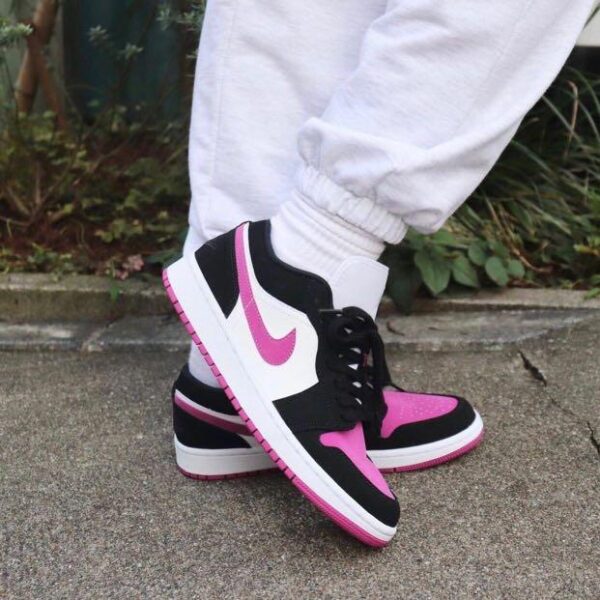 AIR JORDAN 1 LOW BLACK CACTUS FLOWER - Image 5
