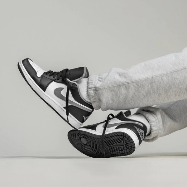 AIR JORDAN 1 LOW BLACK WHITE PARTICLE GRAY - Image 4