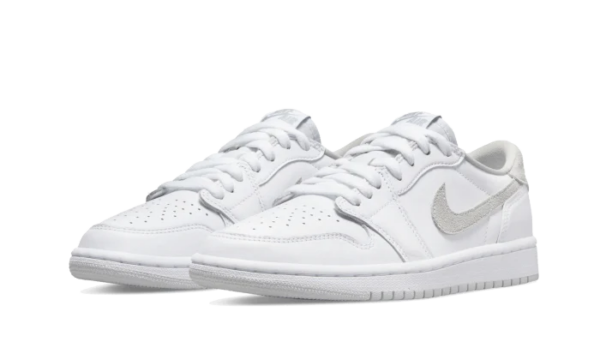 AIR JORDAN 1 LOW OG NEUTRAL GREY (2021) - Image 2