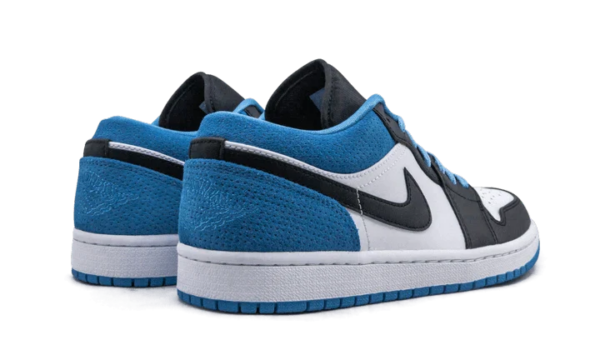 AIR JORDAN 1 LOW SE LASER BLUE - Image 3
