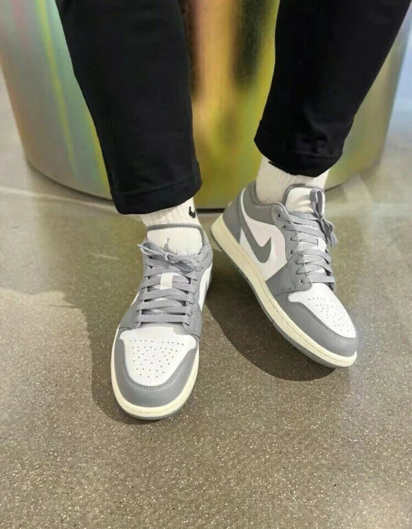 AIR JORDAN 1 LOW VINTAGE GREY - Image 7