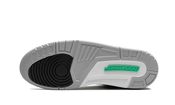 Air Jordan 3 Retro Green Glow - Image 4