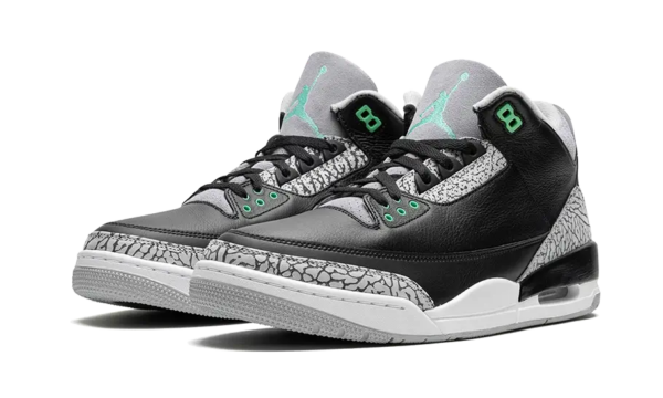 Air Jordan 3 Retro Green Glow - Image 2