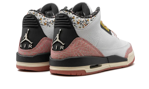 Air Jordan 3 Retro Vintage Floral - Image 3