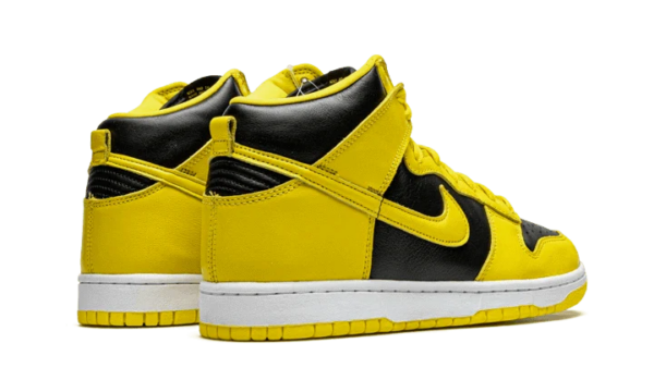 Nike Dunk High Varsity Maize - Image 3