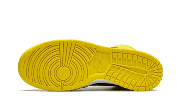 Nike Dunk High Varsity Maize - Image 4
