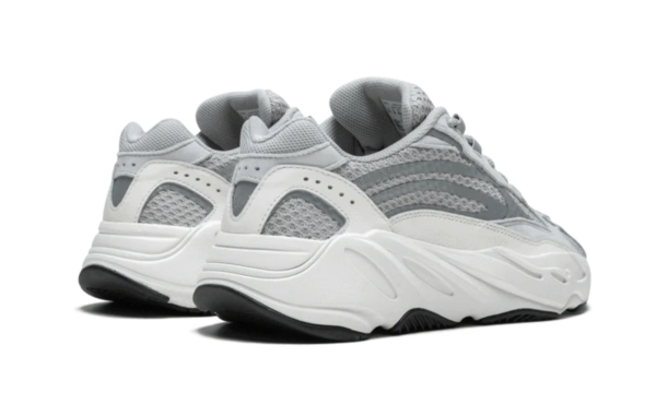 YEEZY 700 V2 STATIC - Image 3